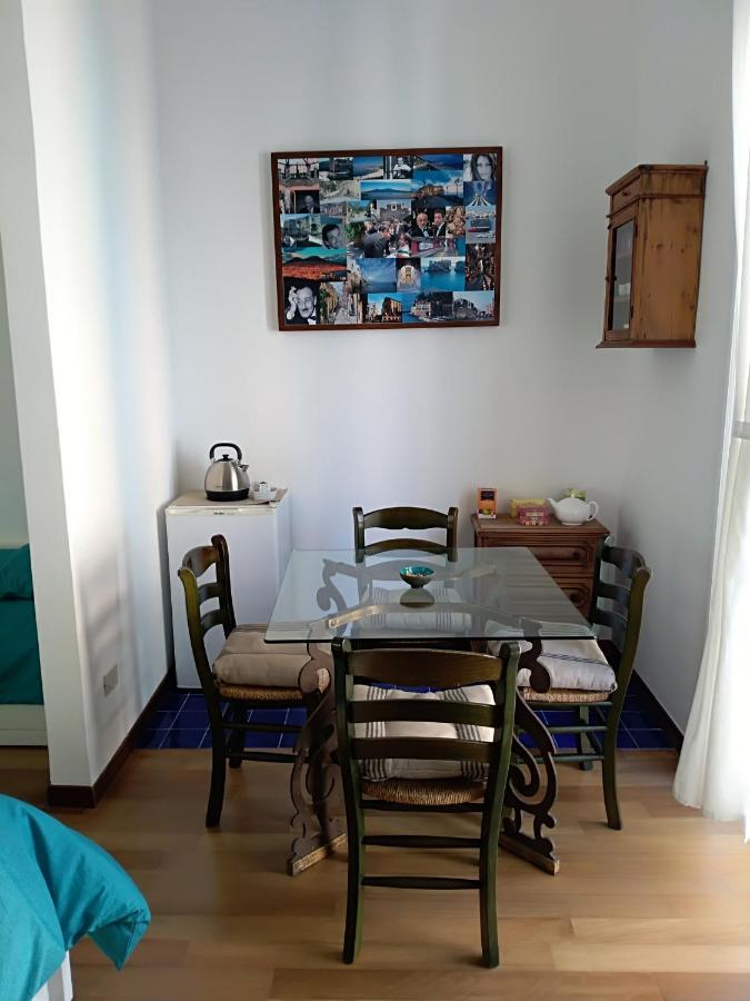 Villino Italia Hotell Napoli Eksteriør bilde